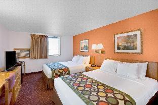 Super 8 By Wyndham Aberdeen East Phòng bức ảnh