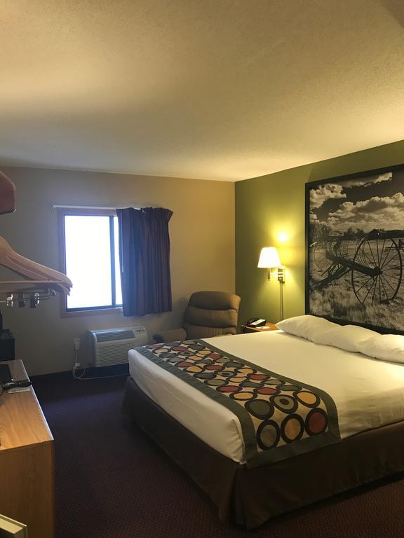 Super 8 By Wyndham Aberdeen East Ngoại thất bức ảnh