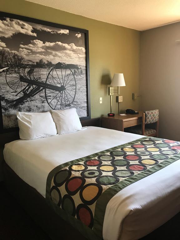 Super 8 By Wyndham Aberdeen East Ngoại thất bức ảnh